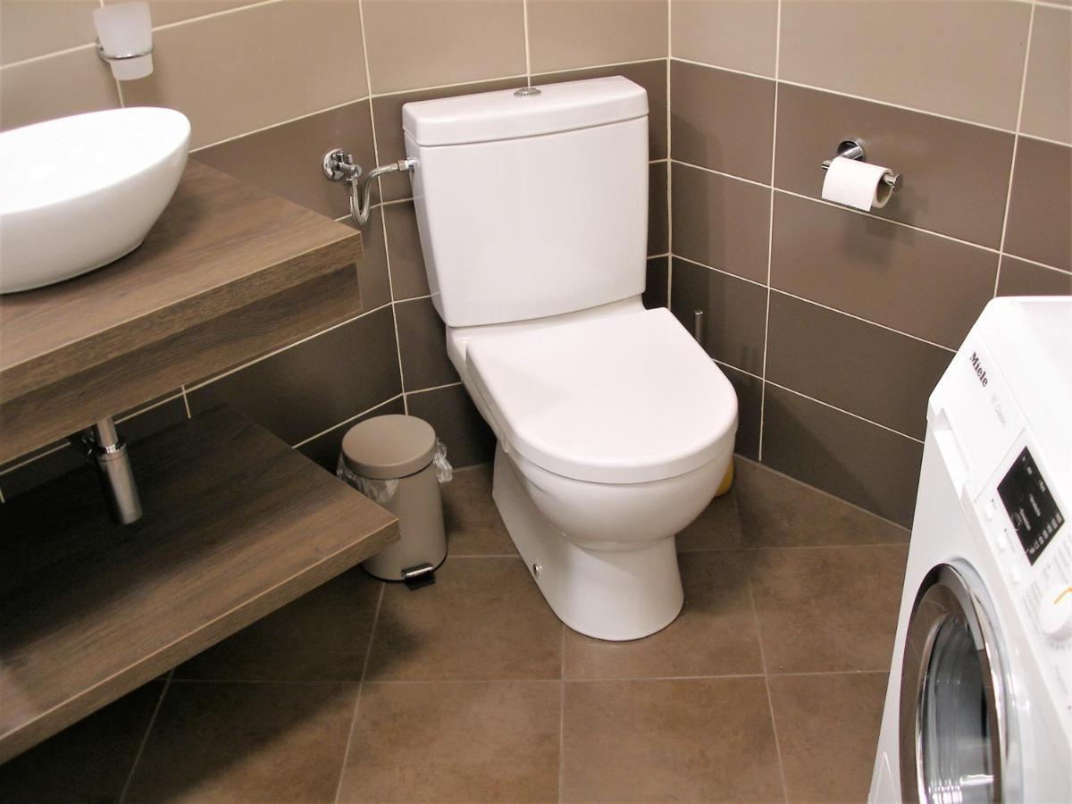 شقة Apartman Neverin غييكا المظهر الخارجي الصورة