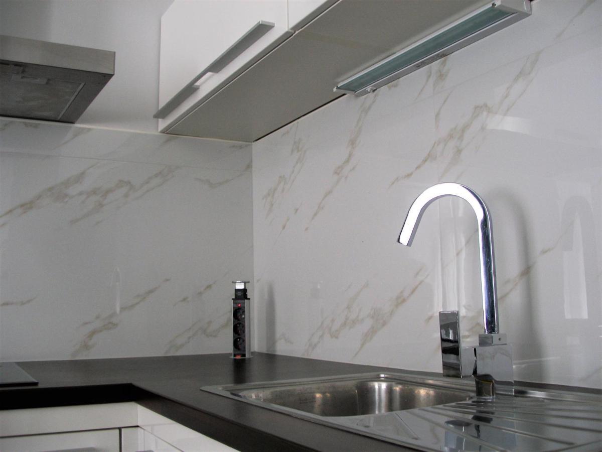 شقة Apartman Neverin غييكا المظهر الخارجي الصورة