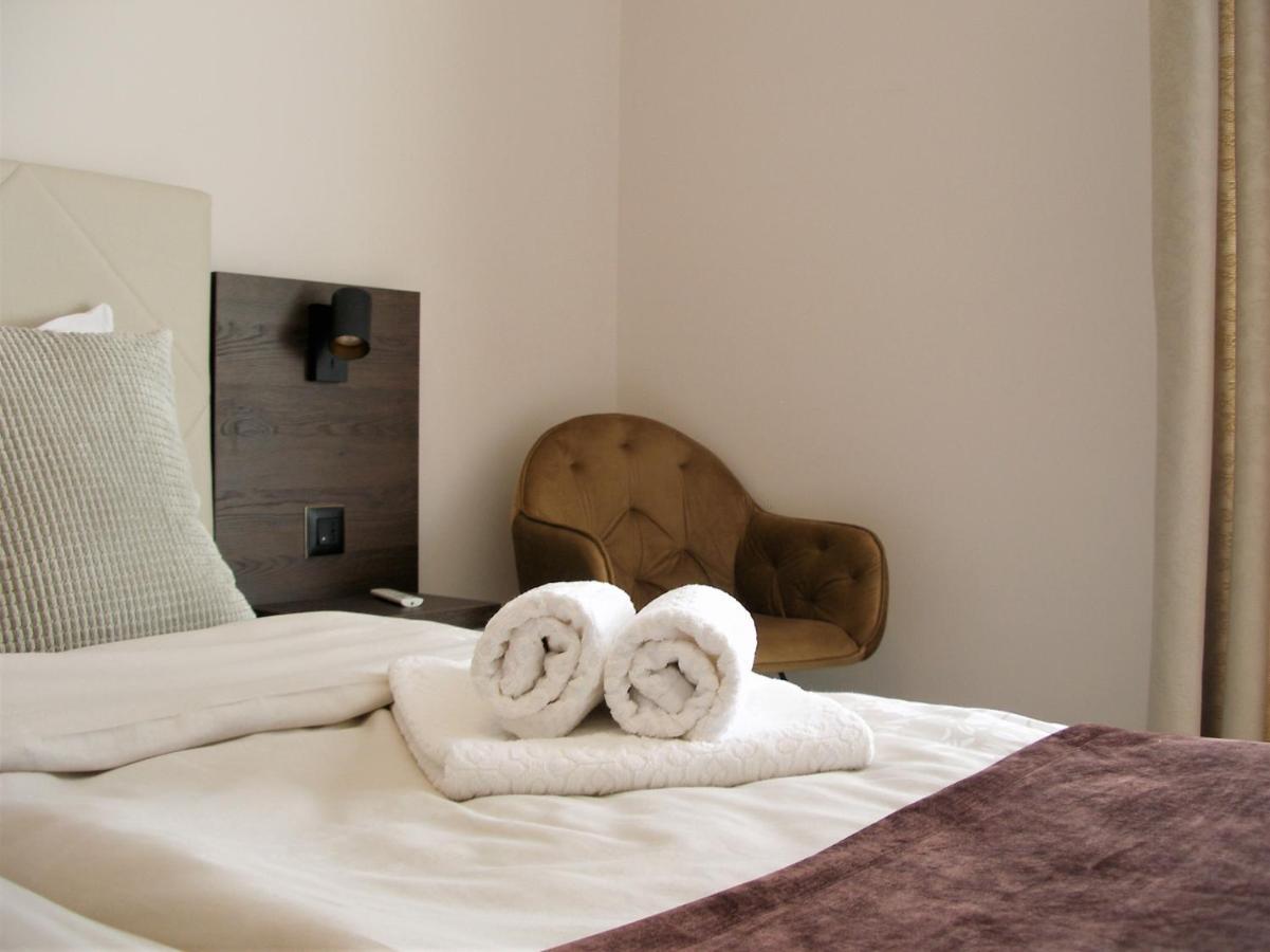 شقة Apartman Neverin غييكا المظهر الخارجي الصورة